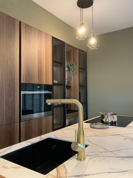 <center>Cuisine </center> <center>Cuisine </center>